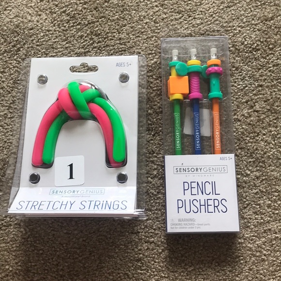 mindware stretchy string fidget toy